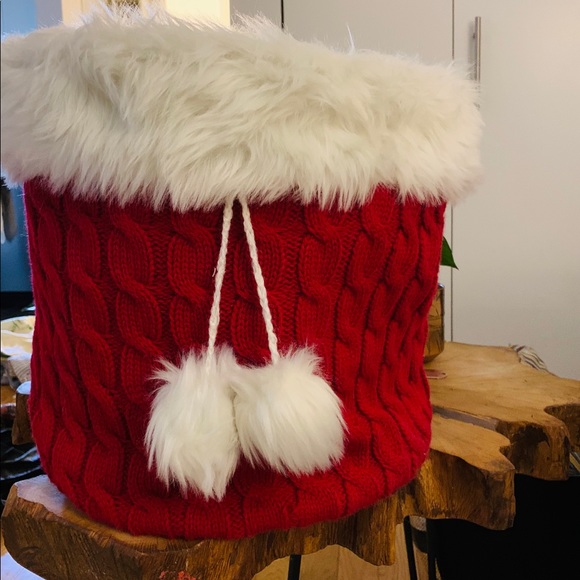 Other - Knit Storage Container